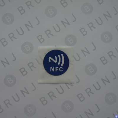 Синяя NFC метка